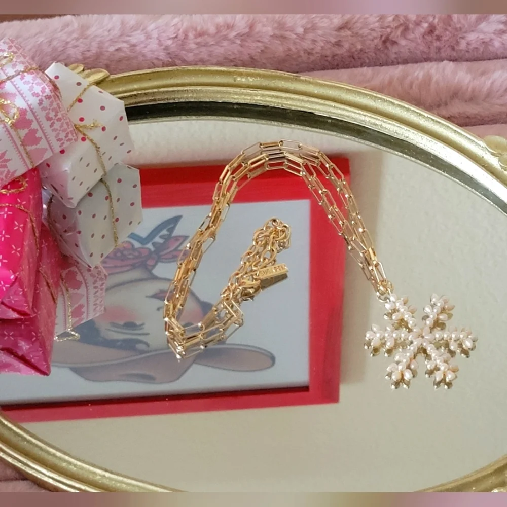 NWOT Sugarfix by Baublebar Snowflake Necklace - Picture 3 of 7
